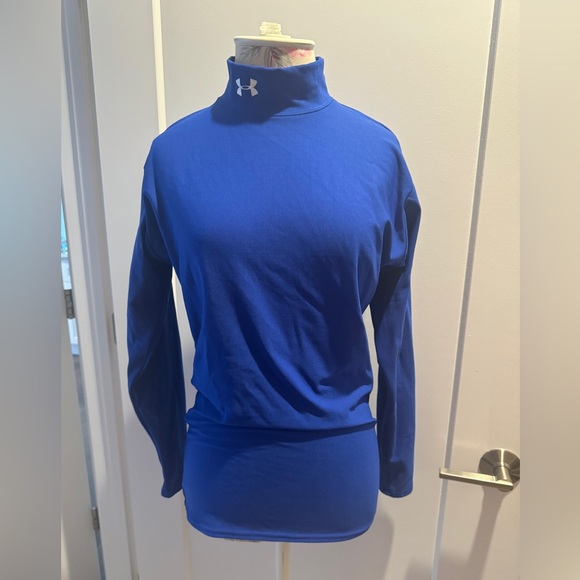 Under Armour Sweaters - Blue sweater 💙